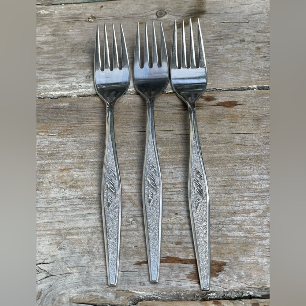 Oneida community Woodmere stainless silver flatware forks